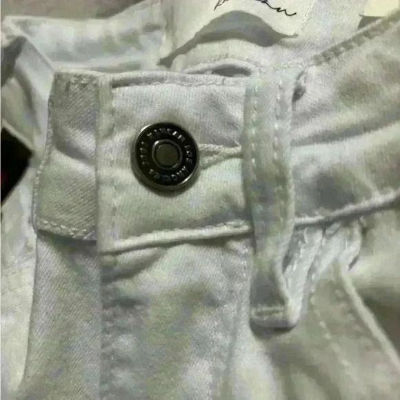 KanCan High Rise  White Stretch Skinny Jeans NWT Size 0. - Picture 11 of 15